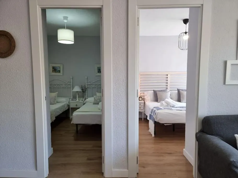 Aguadulce, Apto Santa Monica 2 Hab Con Terraza, Aire, Wifi, A 5 Min De La Playa Aguadulce  0*, Aguadulce (Almeria)